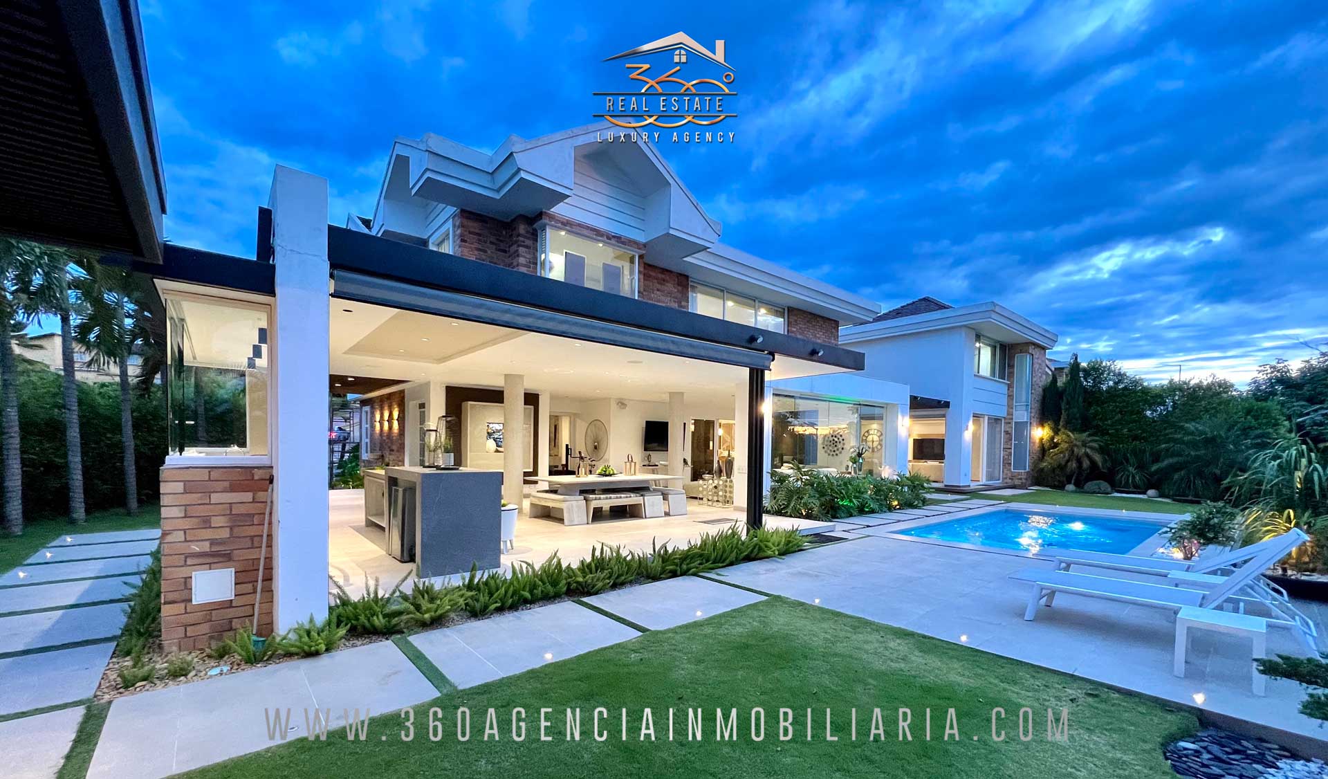 ESTRATEGIAS EFECTIVAS PARA ORGANIZAR TU CASA DE LUJO Y ATRAER COMPRADORES